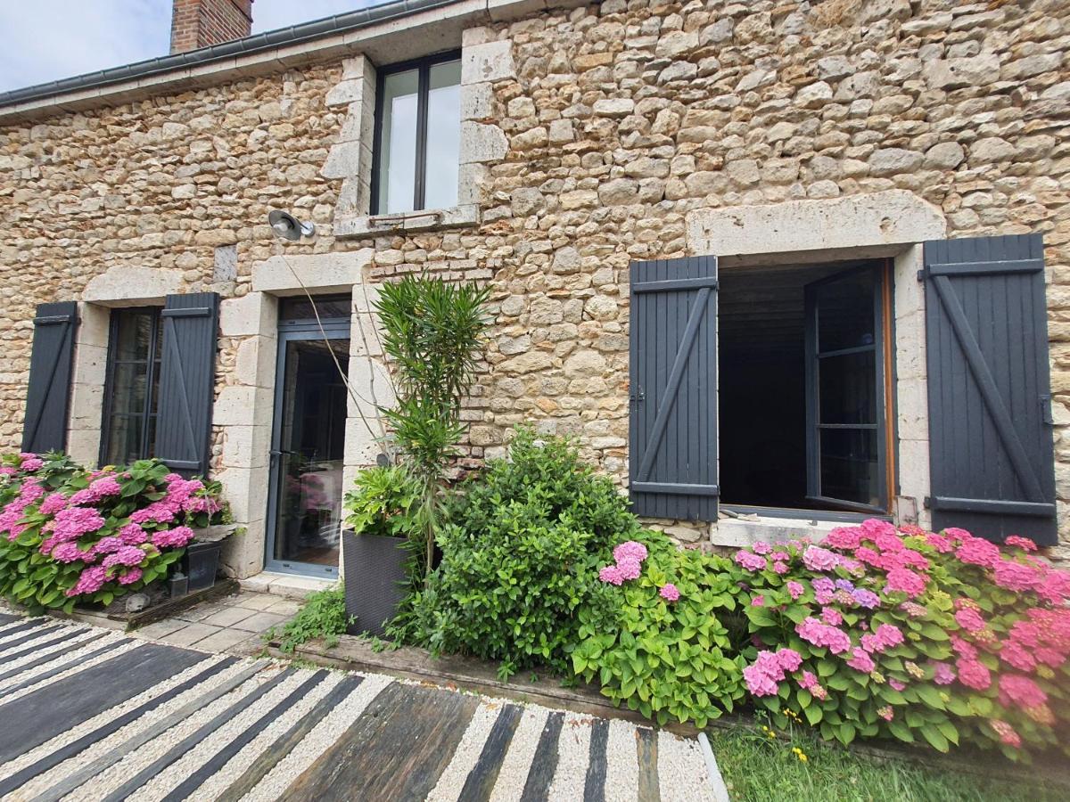 Chez Poune Champigny-en-Beauce Extérieur photo